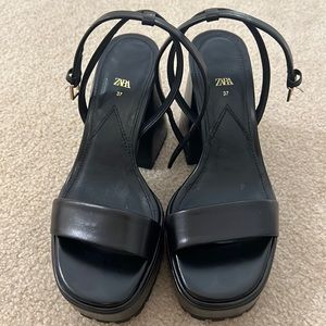 Zara Block Heels NWOT